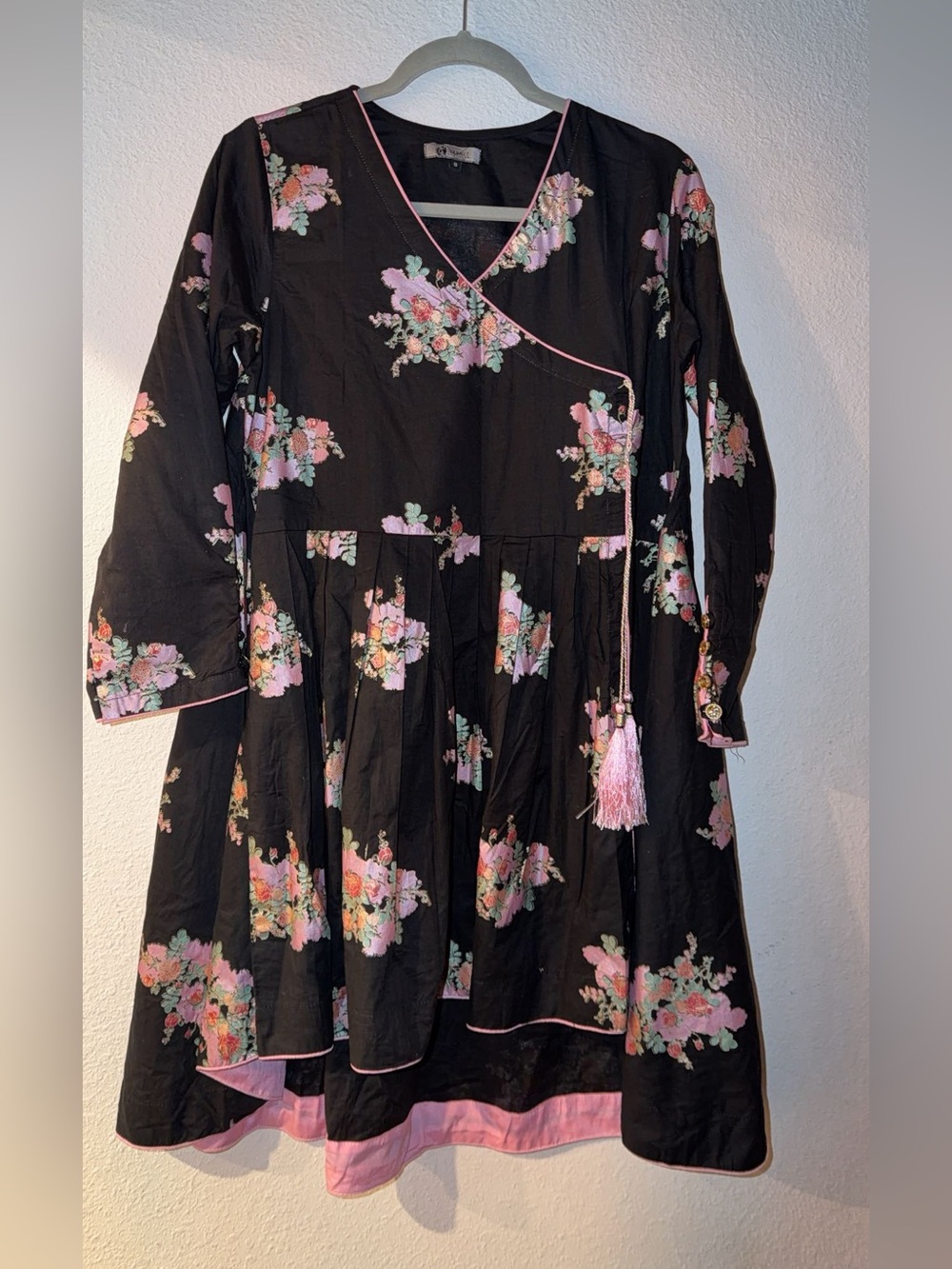 Garnet clothing 2-pcs Black Floral Wrap Dress with Pink Trim